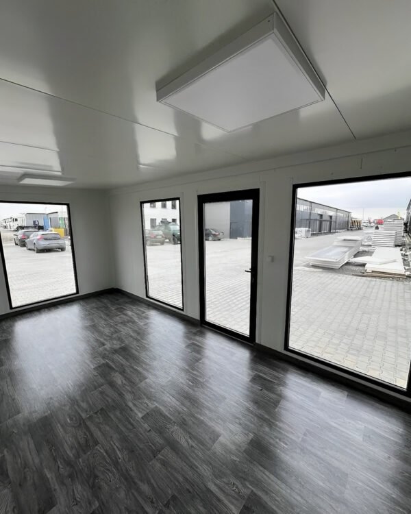 10m x 4m Prefabricated Container Office – 40m² Modular Office