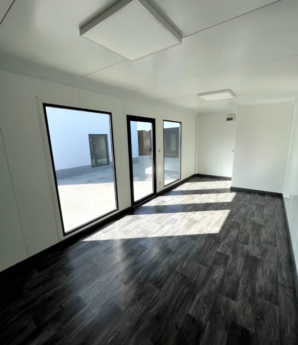 10m x 4m Prefabricated Container Office – 40m² Modular Office