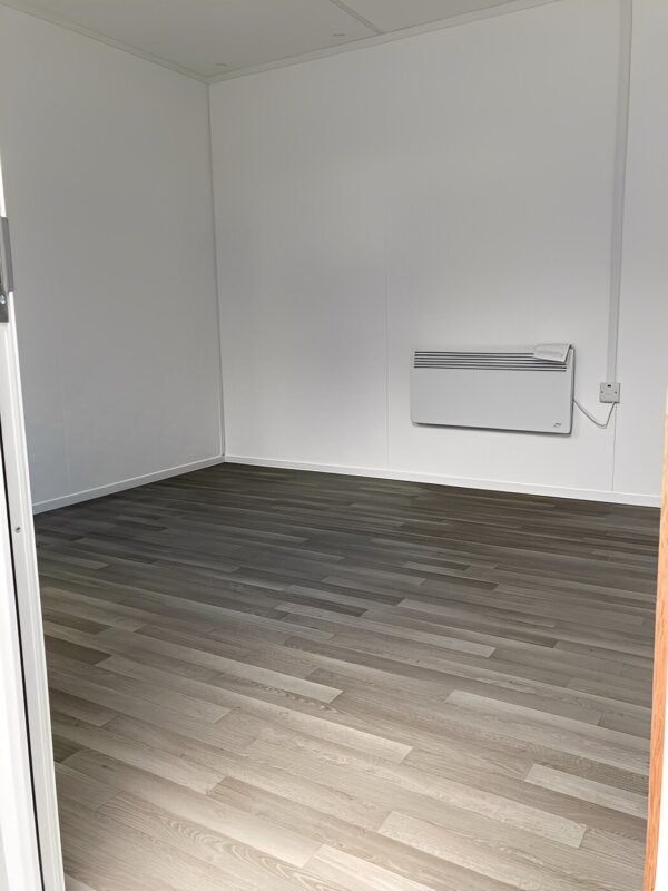 12ft x 10ft Jackleg Cabin (Plastisol) – Portable Site Office